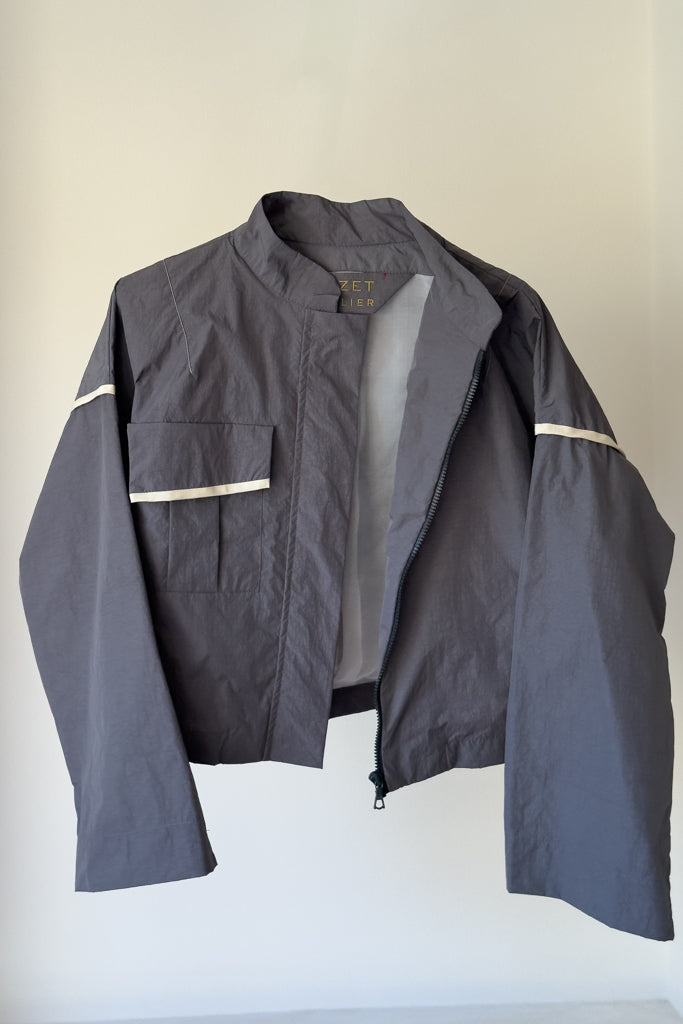 silk lining and front zipper